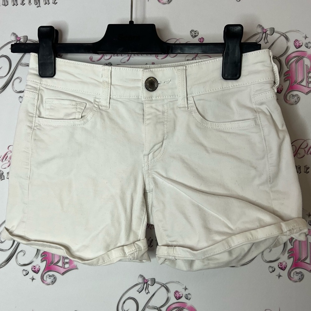 American Eagle Outfitters Women's Cream Jean Shorts super stretch white